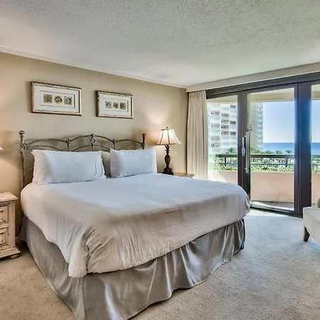 Villa Edgewater 606